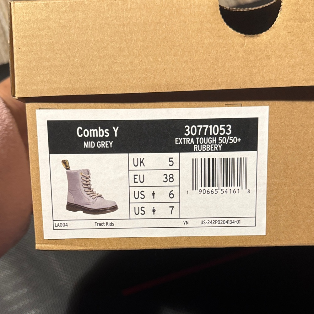 Dr. Martens boots brand new never worn
